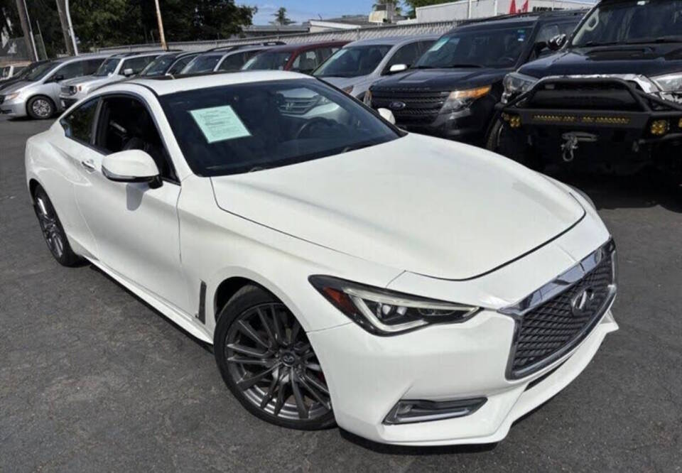 infiniti q60 coupe 2017 JN1EV7EK2HM360033 image infiniti q60 coupe 2017 JN1EV7EK2HM360033 image